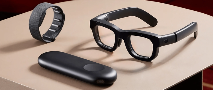 Meta AR 眼镜前主管加入 OpenAI，曾负责苹果 MacBook 设计