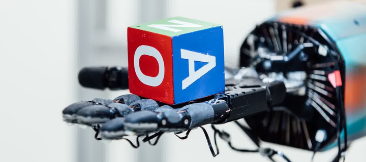 Meta AR 眼镜前主管加入 OpenAI，曾负责苹果 MacBook 设计