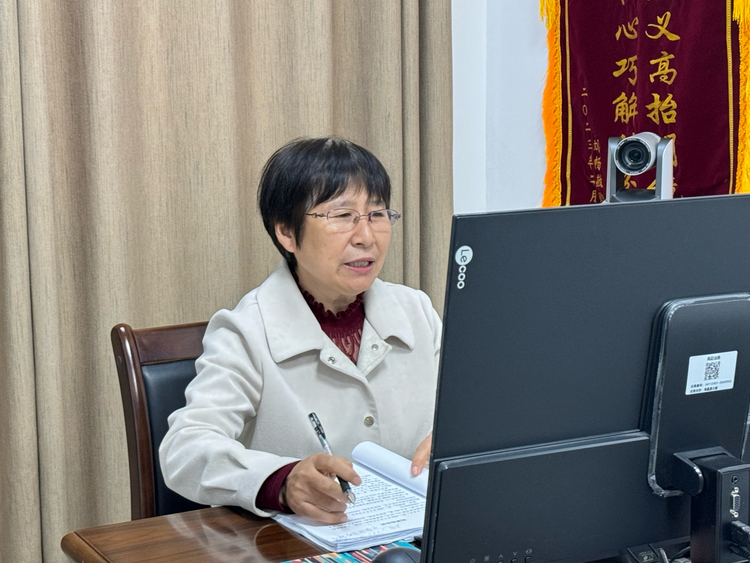 改革沃土绽放法治之花――“全国网络普法行安徽站”活动采访团走进小岗村