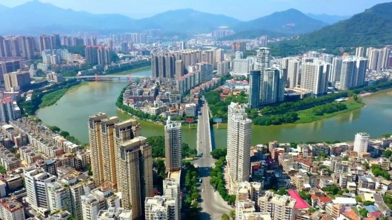 新华视点 | 以“叶”执笔 绘就县域小城“富春山居图”