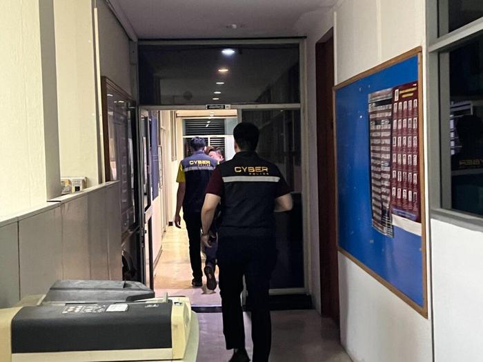 泰国警察团伙“上门”勒索华裔男子上百万元,9名警察涉案被捕
