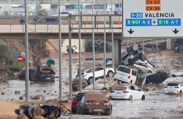 西班牙洪水已致214死,“这本是一场本可避免的悲剧!”