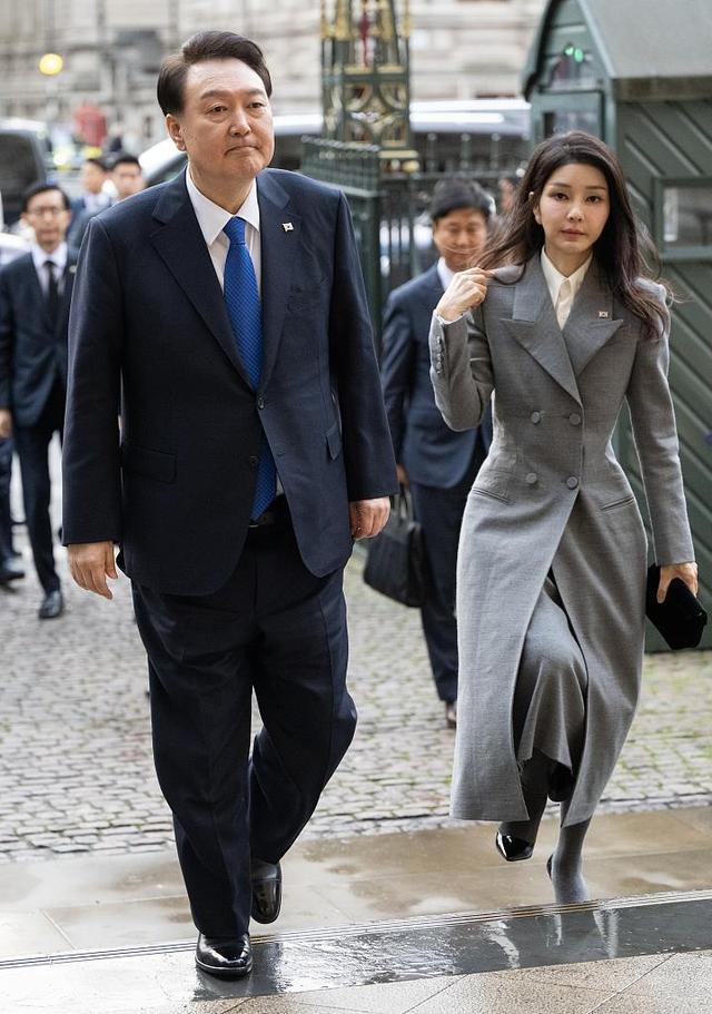 任期过半支持率暴跌,韩国总统尹锡悦的“歉意”能挽回“民意”吗?