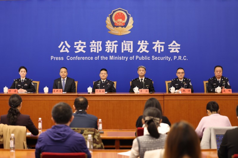 紧盯网络制枪贩枪！公安部部署打击整治枪爆违法犯罪