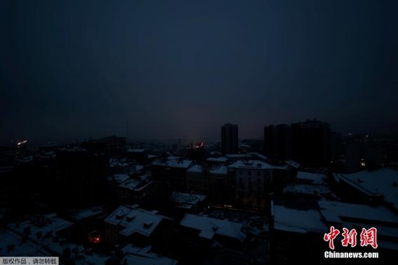 乌克兰危机进入第1000天,乌军将“腹背受敌”?