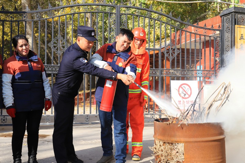 冬季火灾高发  国家消防救援局：加大商市场、自建房等重点场所火灾隐患排查整治