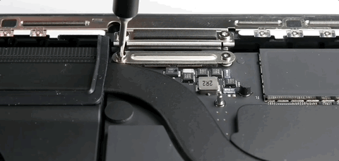 几乎没变化的全新 MacBook Pro，偷偷在这两个地方升了级