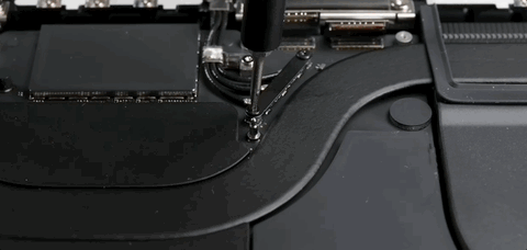 几乎没变化的全新 MacBook Pro，偷偷在这两个地方升了级