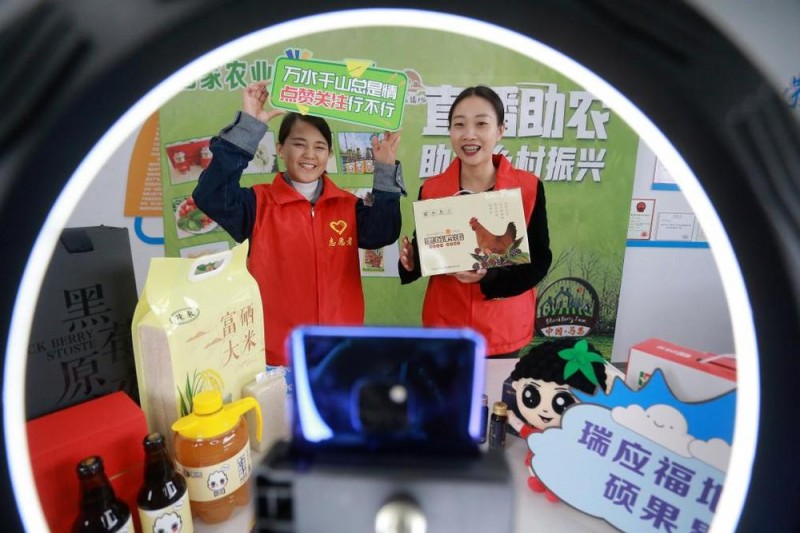 包裹里的“新”活力――“双十一”消费观察