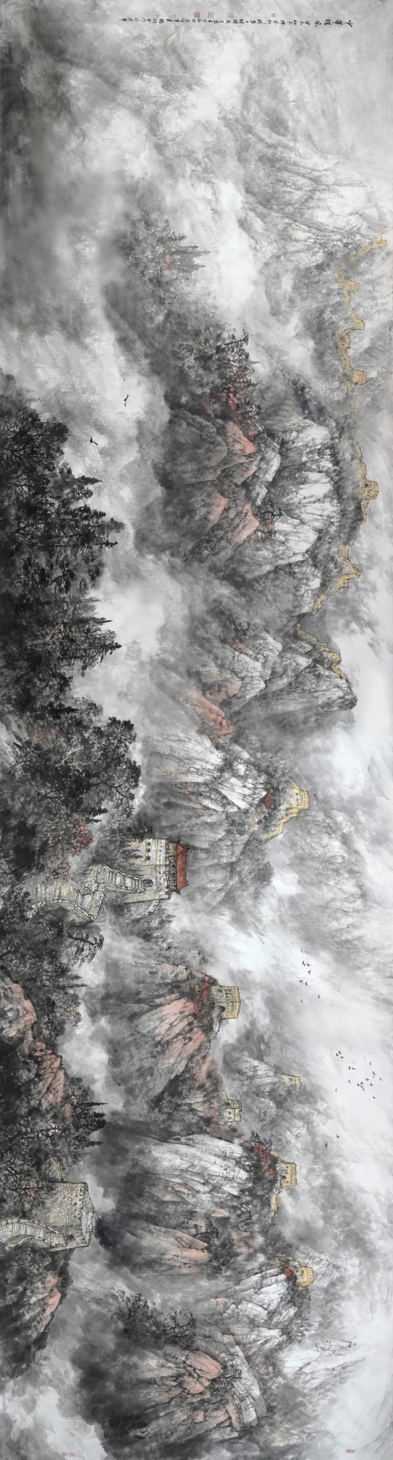 师恩钊老师偕北派山水助教团队创作巨幅《中华雄风》万里长城山水画