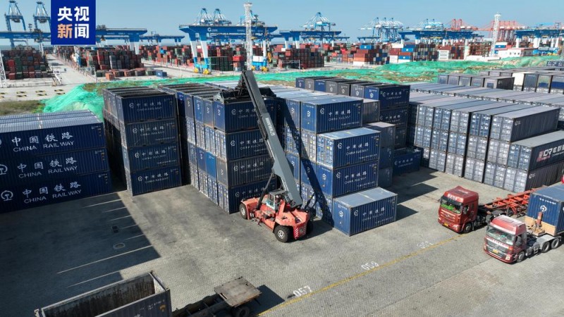 同比增长5.3% 今年西部陆海新通道班列运输货物突破80万标箱