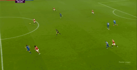 英超:曼联3-0莱斯特城,B费里程碑战独造三球,加纳乔破门