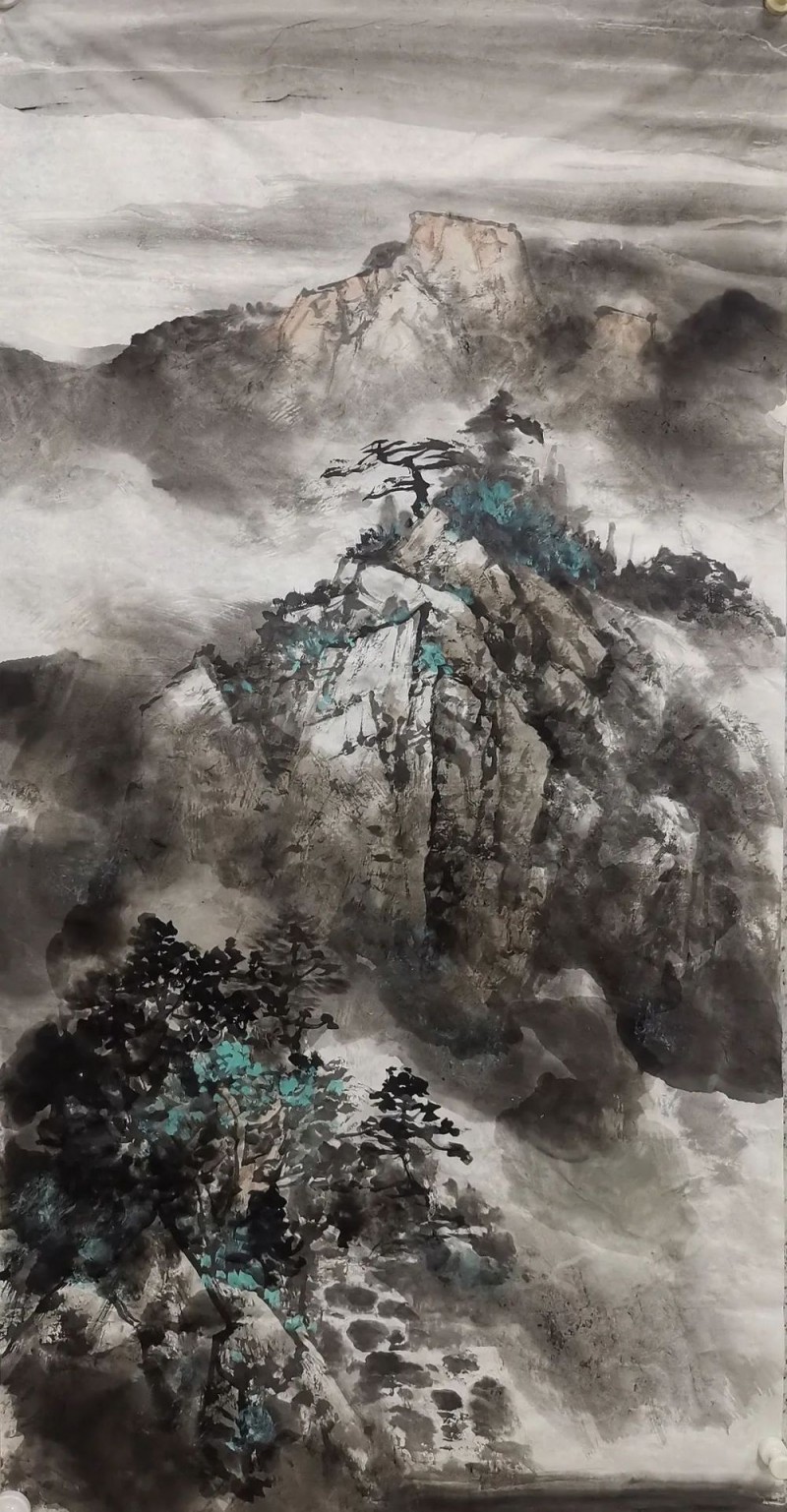 师恩钊老师偕北派山水助教团队创作巨幅《中华雄风》万里长城山水画