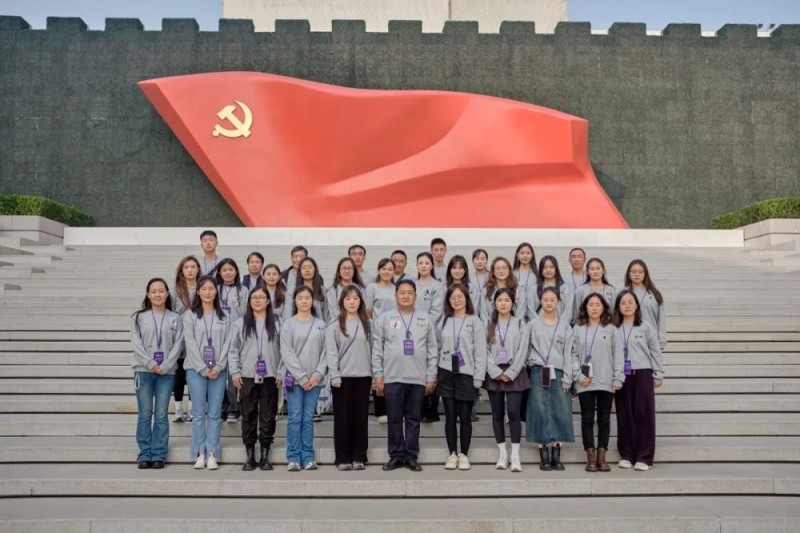 “春耕计划”为美耕心，美林美育启迪未来