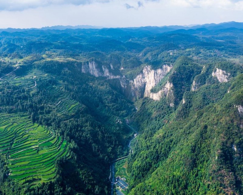 世界“最佳旅游乡村”：“精准扶贫”首倡地十八洞村