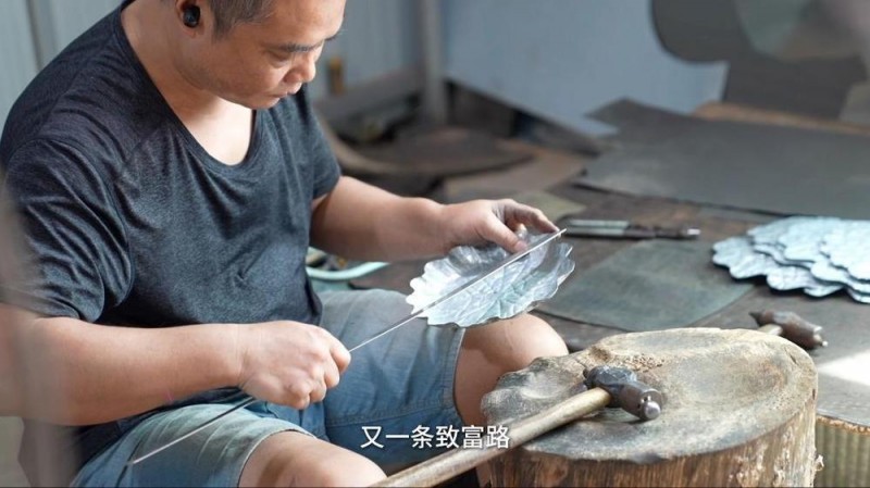 新华视点 | 以“叶”执笔 绘就县域小城“富春山居图”