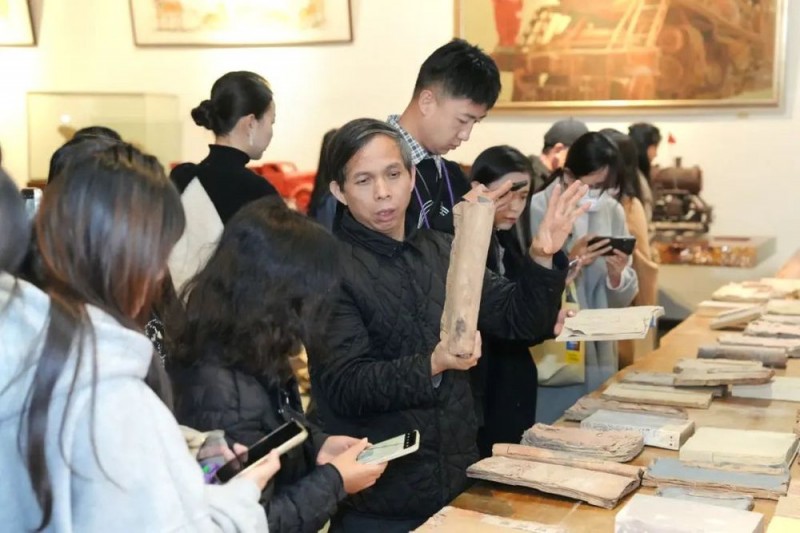 “春耕计划”为美耕心，美林美育启迪未来
