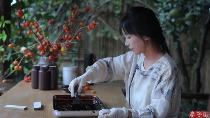 看丹观察丨李子柒回归爆火！网友：每一帧都是对生活的热爱