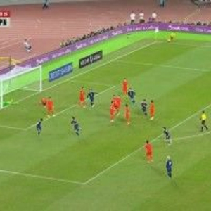 国足1-3遭日本双杀 林良铭送对手18强赛第二粒丢球 国足丢3头球