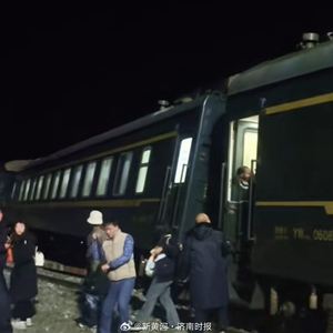黑河开往哈尔滨的K7034列车发生脱轨事故