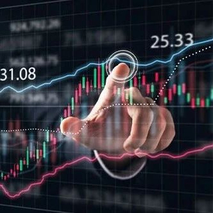 上市首日成交近10万手！原木期货三大合约全面回调
