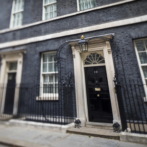 英方暗示，如果内塔尼亚胡前往英国，英方会将其逮捕