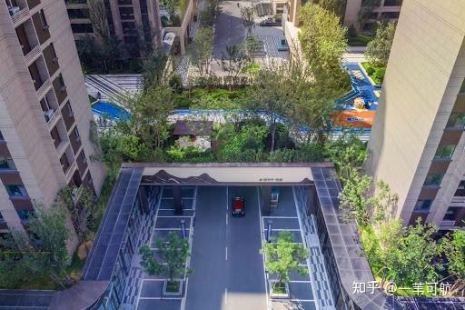 为什么中国的城市规划一直坚持“宽路疏网”的设计?