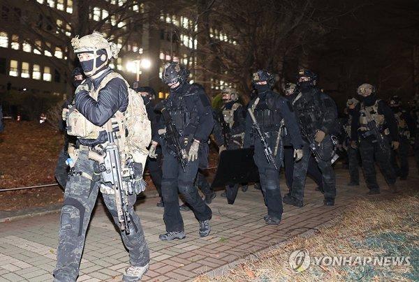 韩707特种部队队长自曝身份并披露行动细节:我们都被前防长利用了
