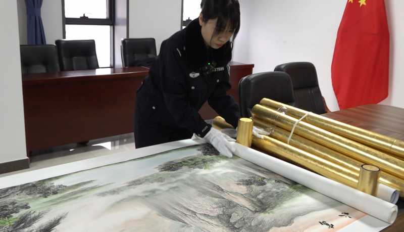想卖藏品却陷海外拍卖骗局？“古董局中局”专骗老年人→