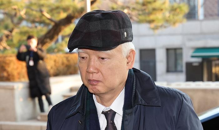 老上级出马辩护 主审法官偏保守 尹锡悦迎来峰回路转?