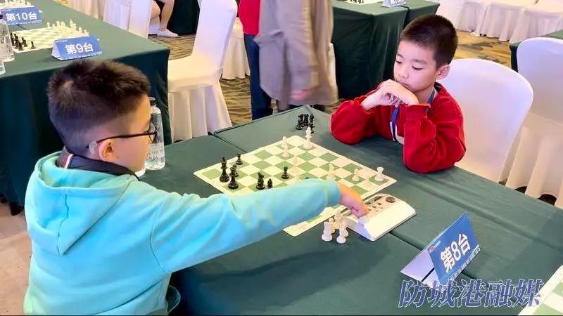 “国门杯”东盟智力运动国际邀请赛火热开赛
