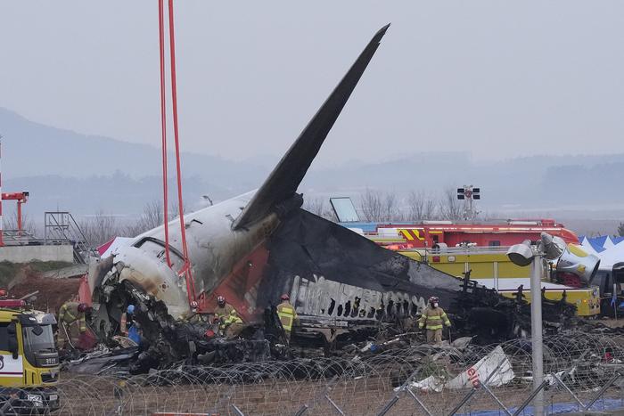 韩国交通部:客机失事前或因时间不够 无法提前部署消防队