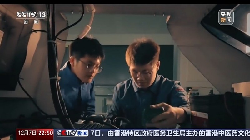 新闻周刊丨有努力有热爱 17岁的他凭一技之长拿到众多offer