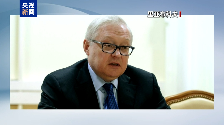 7点出发丨常州一架直升机坠入水中！机上驾驶员已送医→
