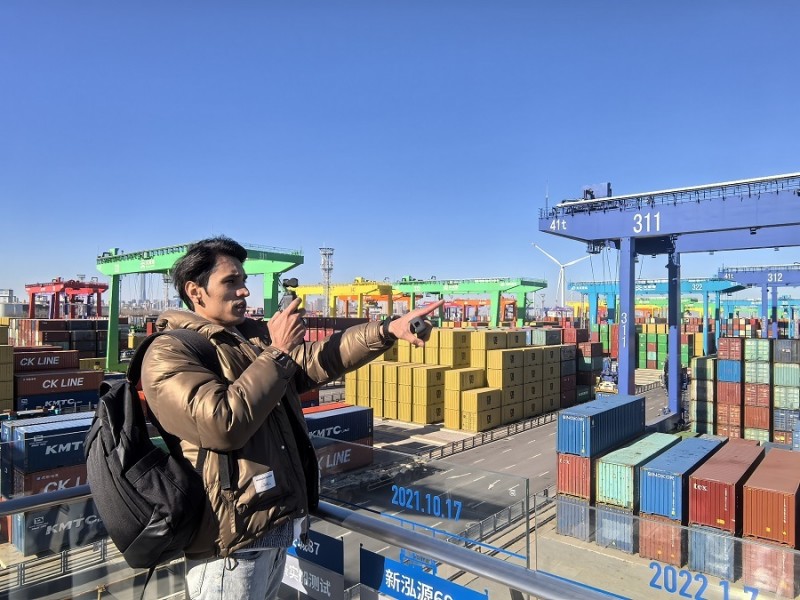 【2024打卡中国】外国网红探访“新”天津 看文化与科技双翼并举