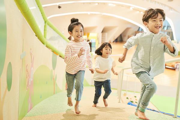 破解0-3岁“小小孩”照护难 这类托育中心有妙招