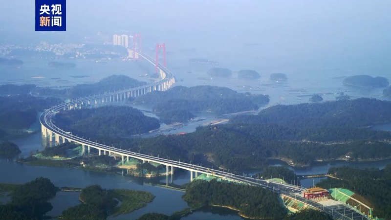 通行时间缩短一小时 广西最长跨海大桥龙门大桥今日建成通车