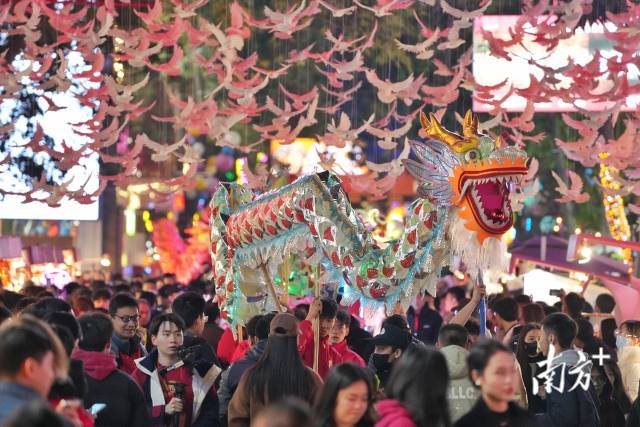 让世界爱上“中国年”！专家详解春节申遗成功“密码” | 文化中国行