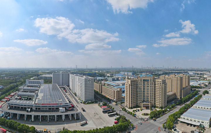 中国经济样本观察・县域样本篇丨上海华新：“快递第一镇”是怎样“炼成”的？