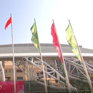 习近平会见李家超