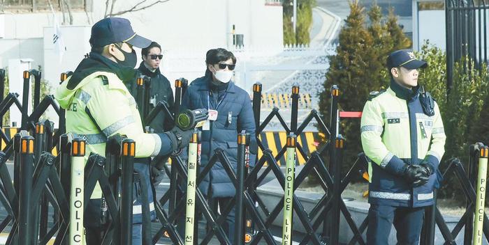 韩调查部门1月6日前将抓捕尹锡悦,韩媒:我们以比任一年都更沉痛的心情迎接新一年