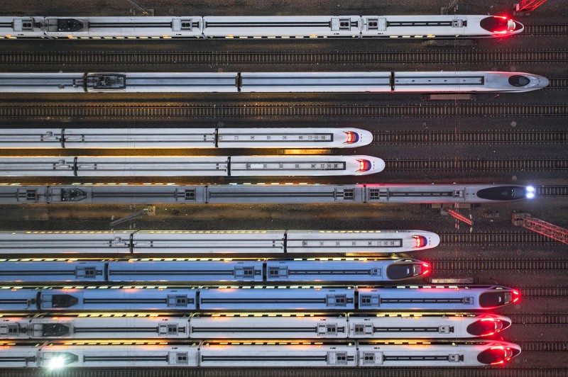 全国铁路今起实行新列车运行图 直达你家乡的列车有变化吗？