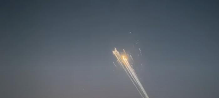 外媒:“星舰”第七飞发射后飞船解体,迫使多架航班改变航线以避开可能坠落的碎片