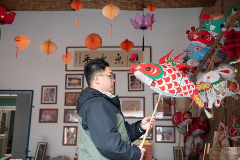 文化中国行丨璀璨鱼灯焕发新生机