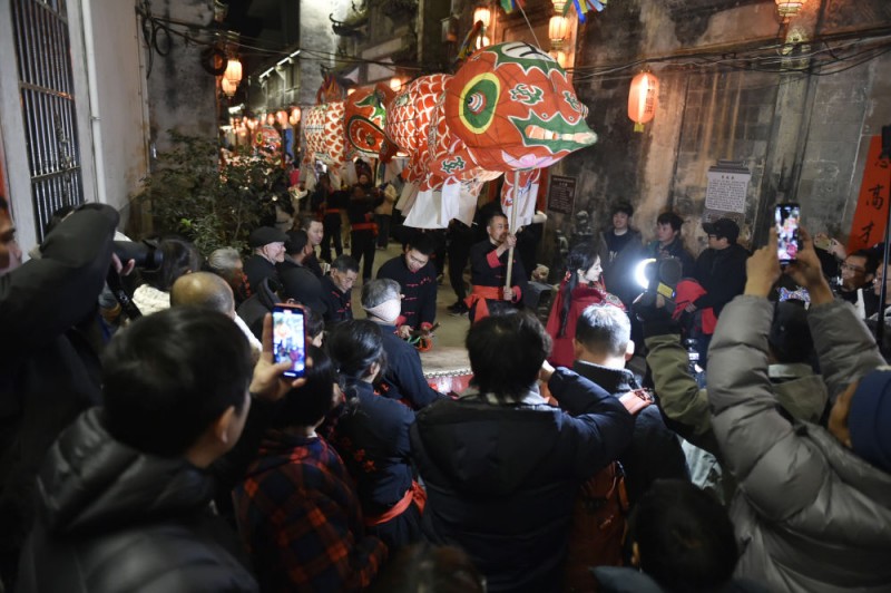 文化中国行丨璀璨鱼灯焕发新生机
