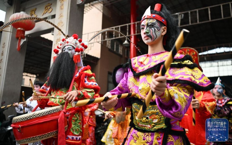 新华全媒＋・文化中国行丨英歌舞起闹新春