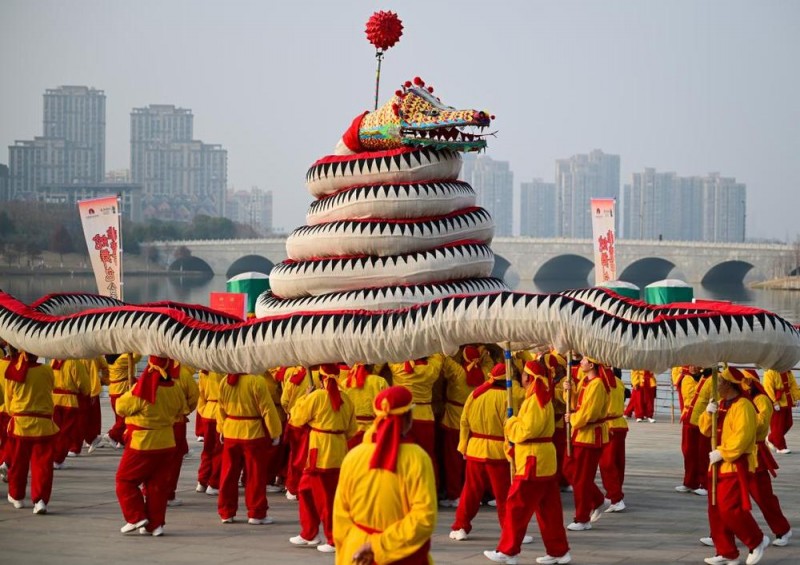 文旅新探丨六百岁蛇灯舞动乡土情