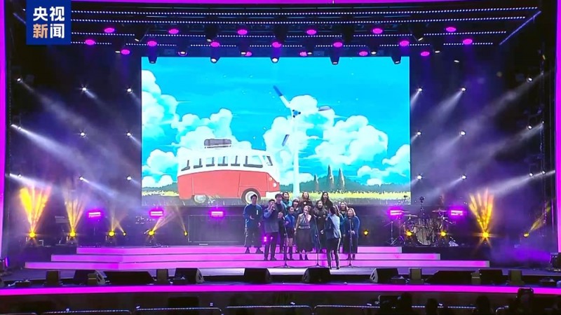澳门举行多彩跨年活动 喜迎2025年