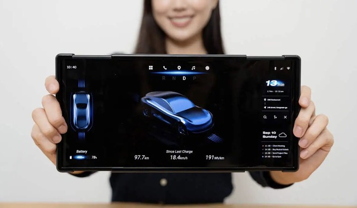 三星公布三款「变态」产品，这可能才是柔性屏的正确打开方式｜CES 2025