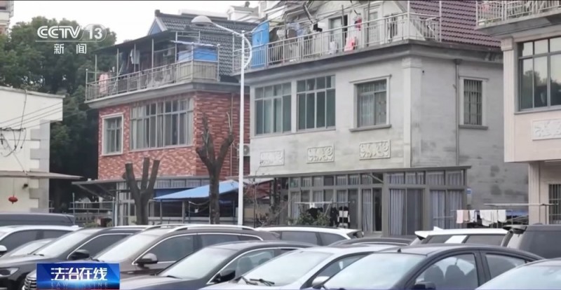 法治在线丨一口一个妈妈诈骗老人几十万  起底网络主播“卖惨”骗局